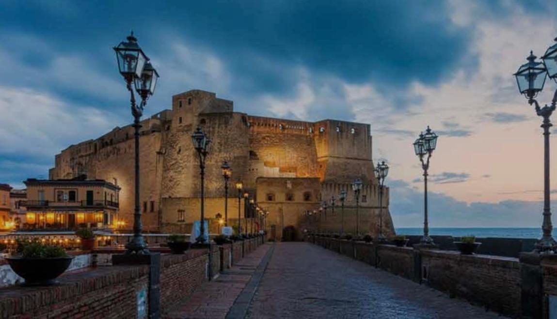 La Casa Di Raffaele Napoli Centro Bed & Breakfast Exterior photo